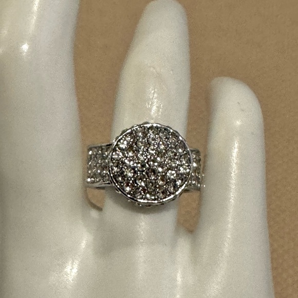 🌺🌹 Silver with Stimulated Diamonds pave ring ❤️ - Picture 4 of 8